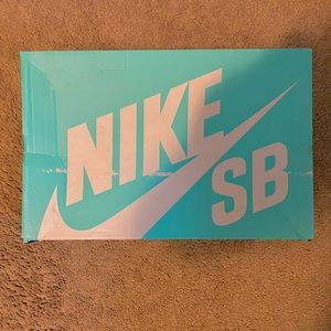 Nike SB Dunk High Trd Qs